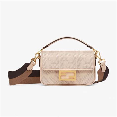 pink baguette bag fendi|Fendi baguette reviews.